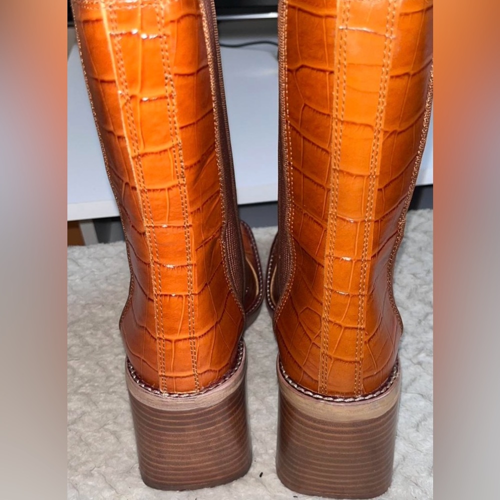 NEW NWOT! ASOS Brown Botas Chelsea  Boots Brown Croc-Embossed Ankle Boots. - Picture 8 of 8